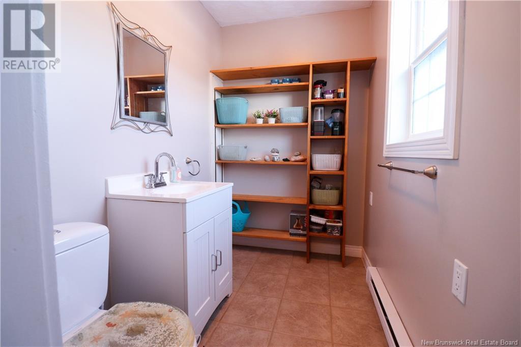 18 Hillview Street, Upper Kingsclear, New Brunswick  E3E 1V1 - Photo 22 - NB118953