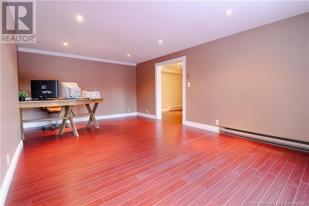 18 Hillview Street, Upper Kingsclear, New Brunswick  E3E 1V1 - Photo 44 - NB118953