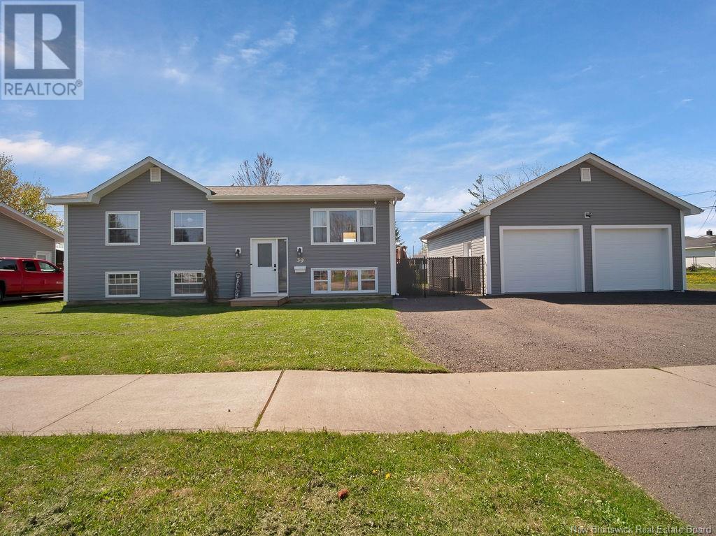 39 Satinwood, Moncton, New Brunswick