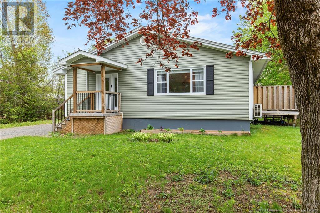 147 Burpee Street, Fredericton, New Brunswick  E3A 1M6 - Photo 5 - NB118566