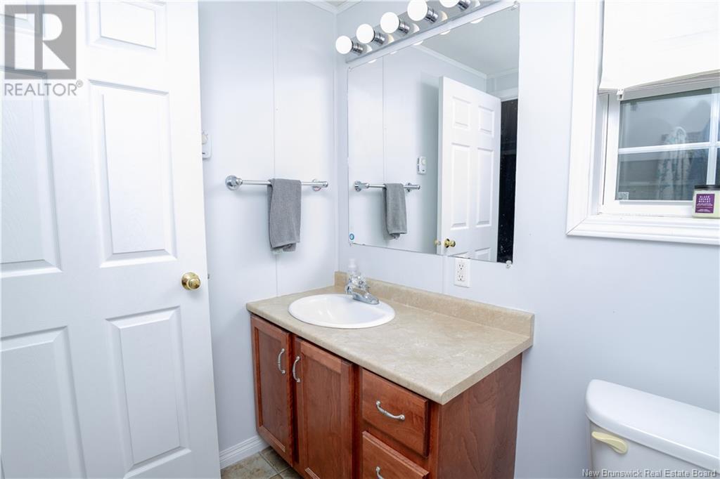 172 Glenmar Drive, Fredericton, New Brunswick  E3A 0S2 - Photo 14 - NB118055