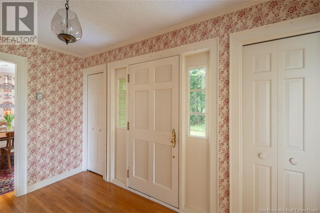 375 Springhill Road, Fredericton, New Brunswick  E3C 1S2 - Photo 12 - NB117942