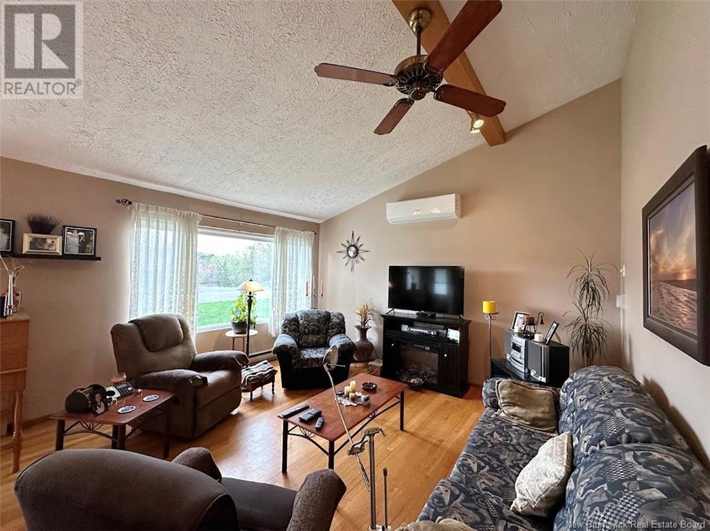 1375 St-François Street, Verret, New Brunswick  E3V 4P1 - Photo 7 - NB118935