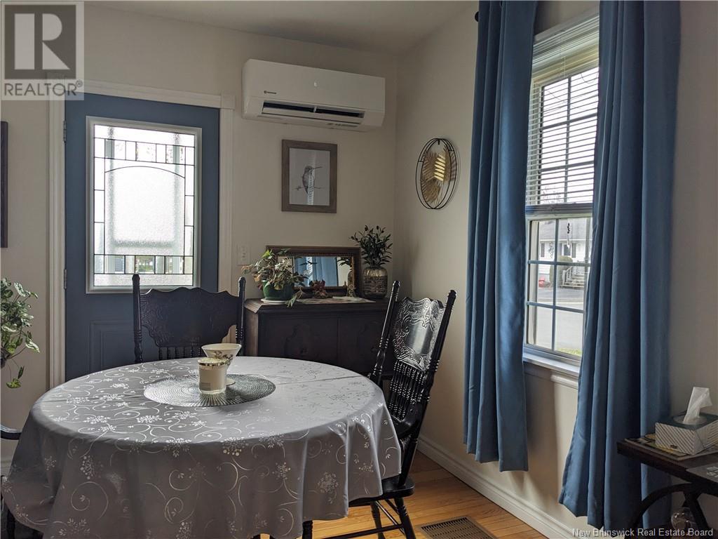 51 Elizabeth Street, Miramichi, New Brunswick  E1V 1W1 - Photo 12 - NB119082