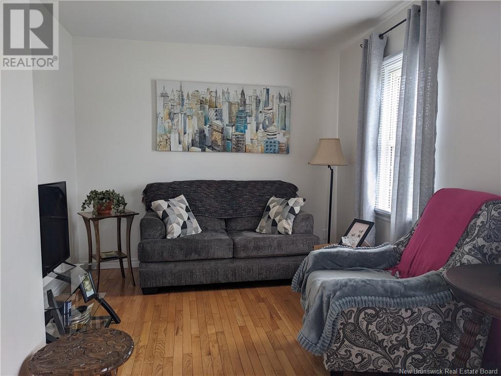 51 Elizabeth Street, Miramichi, New Brunswick  E1V 1W1 - Photo 17 - NB119082