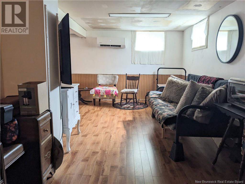 51 Elizabeth Street, Miramichi, New Brunswick  E1V 1W1 - Photo 37 - NB119082