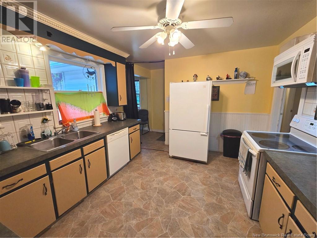 701 Yale Avenue, Riverview, New Brunswick  E1B 2C3 - Photo 2 - NB119112