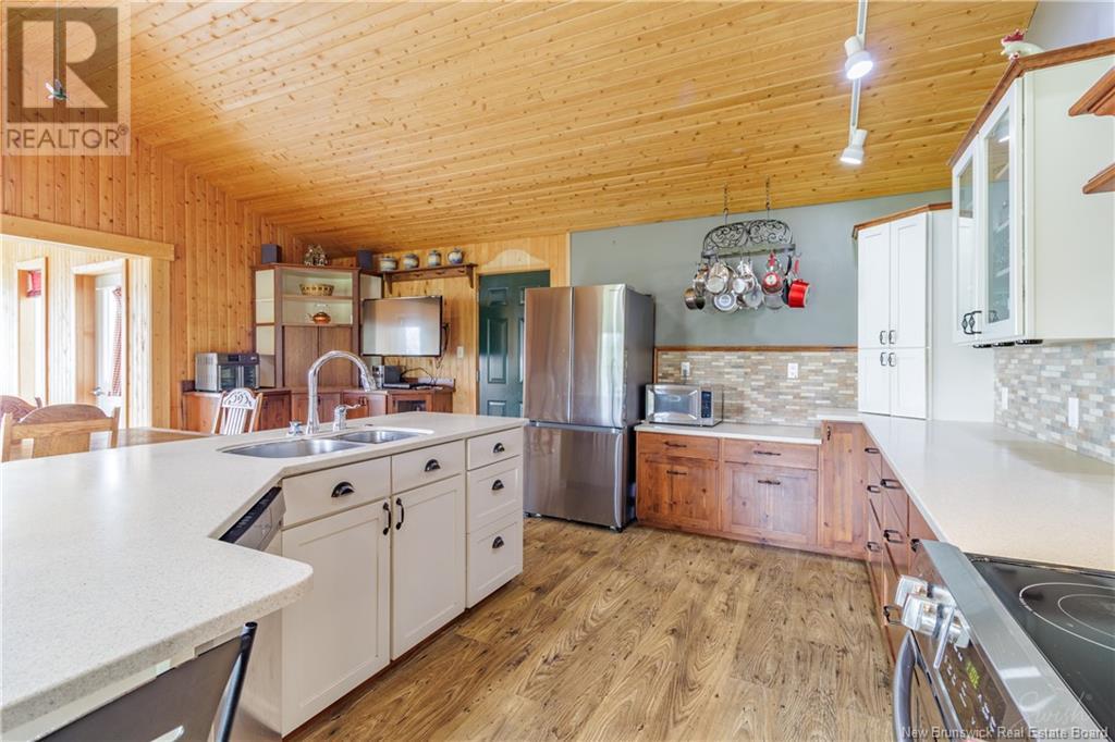 870 Route 690, Maquapit Lake, New Brunswick  E4B 1P1 - Photo 7 - NB119012
