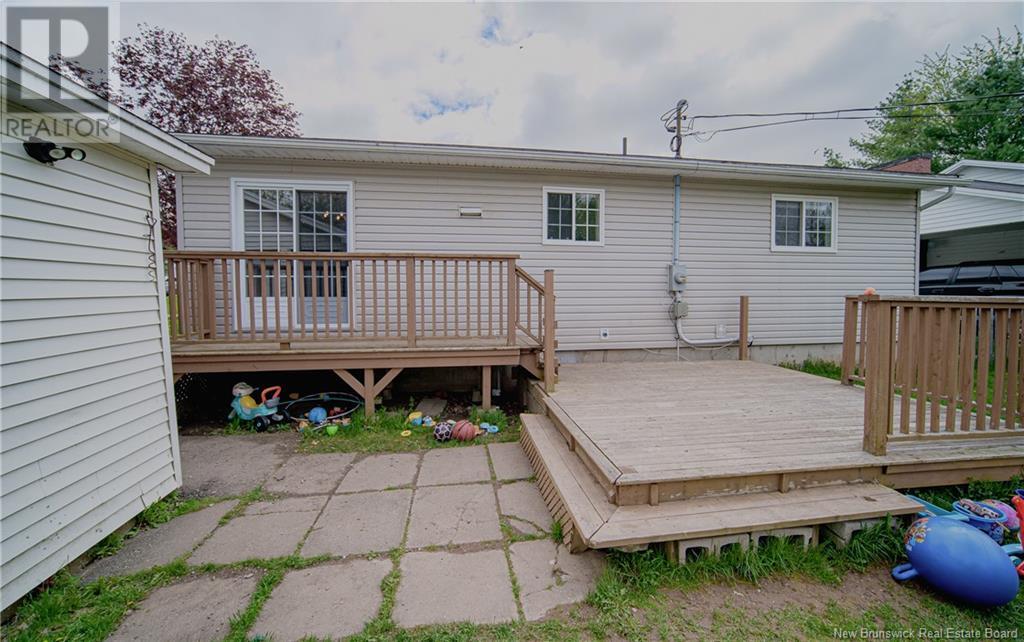 416 Covert Street, Oromocto, New Brunswick  E2V 1E9 - Photo 38 - NB119126