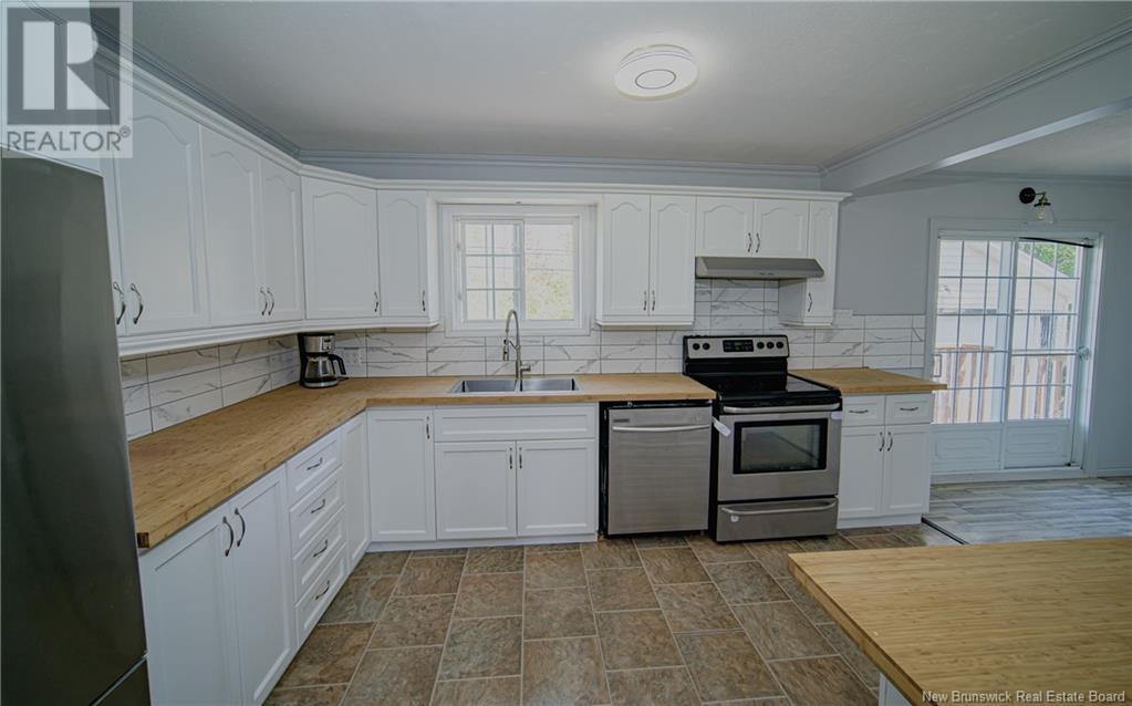 416 Covert Street, Oromocto, New Brunswick  E2V 1E9 - Photo 8 - NB119126