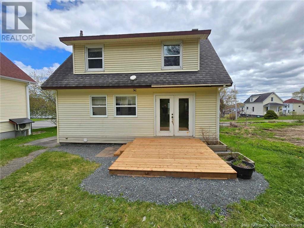 368 Princess Street, Bathurst, New Brunswick  E2A 2R5 - Photo 10 - NB119123