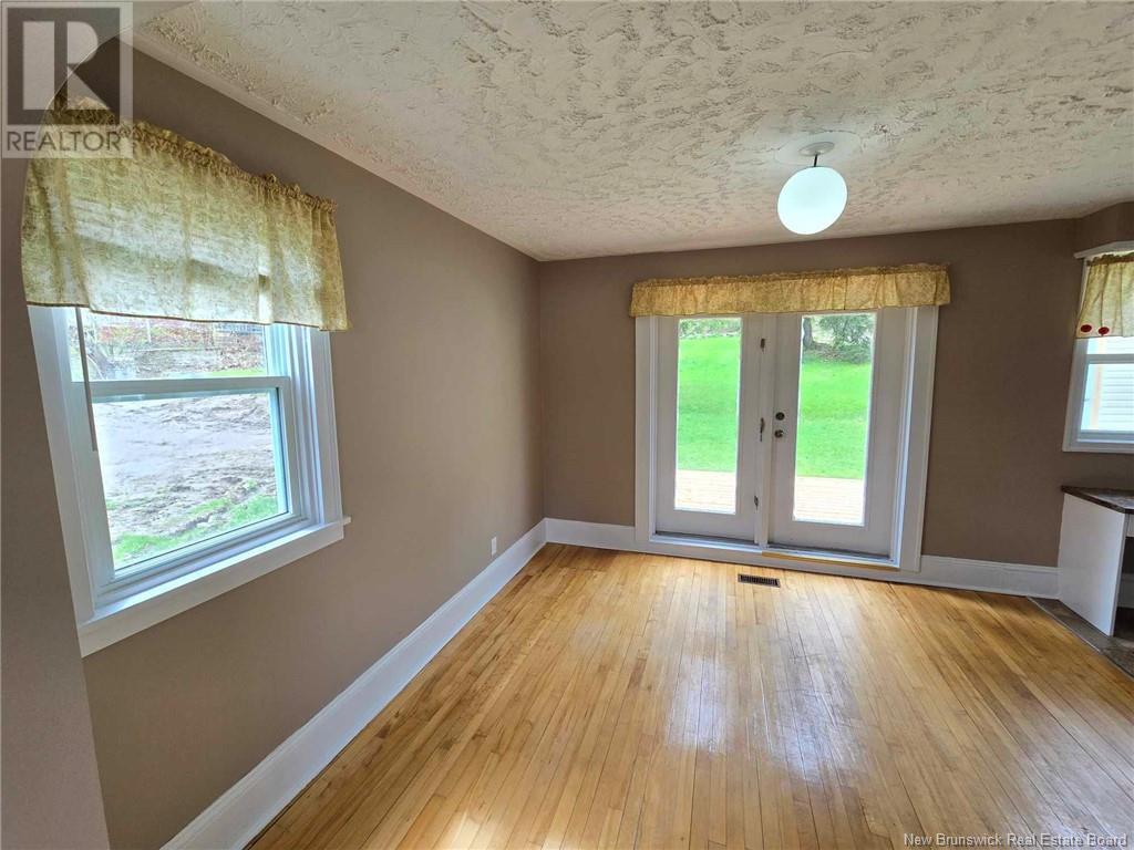 368 Princess Street, Bathurst, New Brunswick  E2A 2R5 - Photo 13 - NB119123