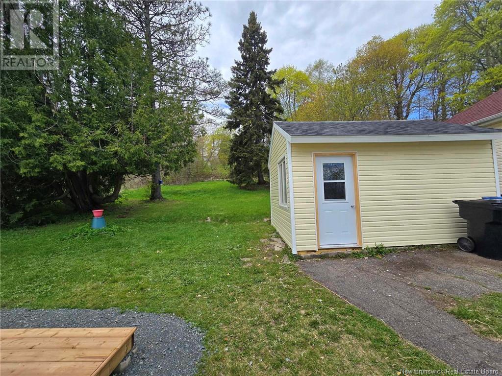 368 Princess Street, Bathurst, New Brunswick  E2A 2R5 - Photo 9 - NB119123