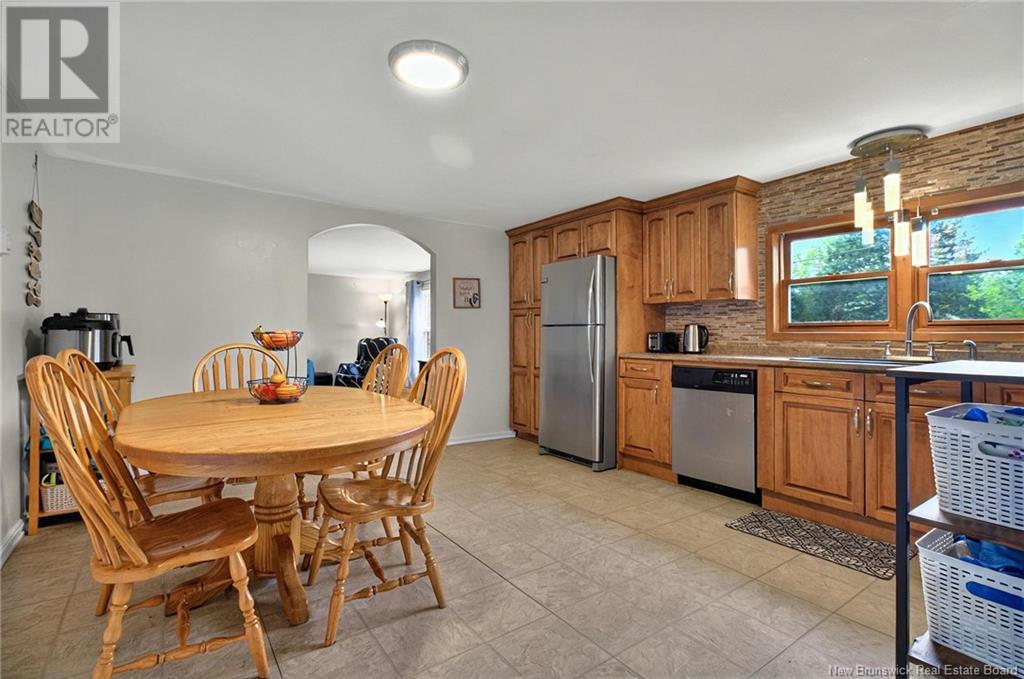 745 Amirault Street, Dieppe, New Brunswick  E1A 1E9 - Photo 7 - NB119076