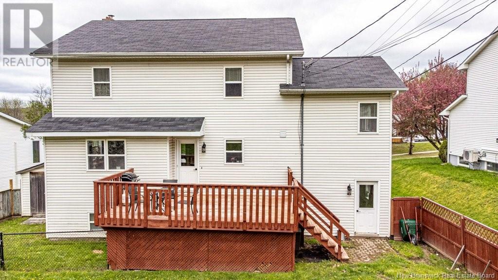 25 Rosewood Drive, Fredericton, New Brunswick  E3C 1L9 - Photo 43 - NB118818