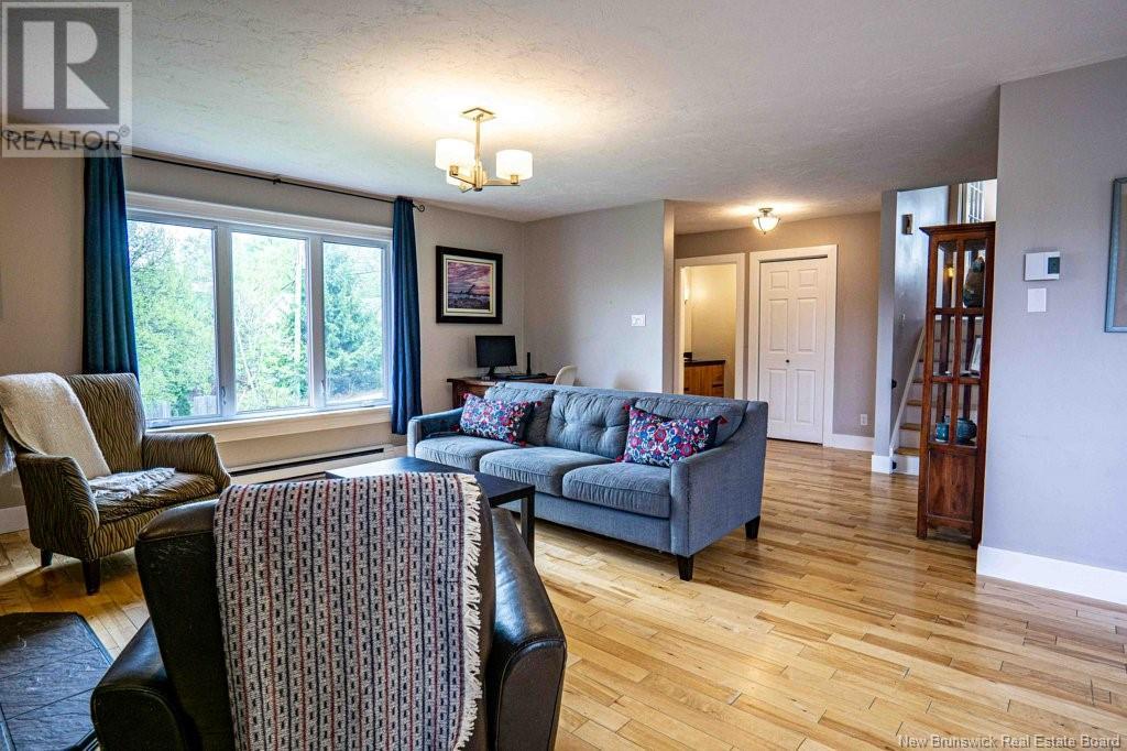 25 Rosewood Drive, Fredericton, New Brunswick  E3C 1L9 - Photo 6 - NB118818