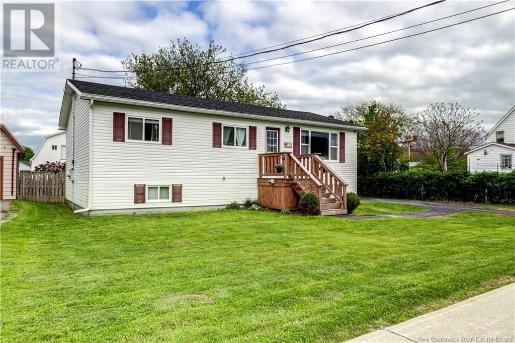124 Lansdowne Avenue, Sussex, New Brunswick  E4E 1G3 - Photo 2 - NB119156