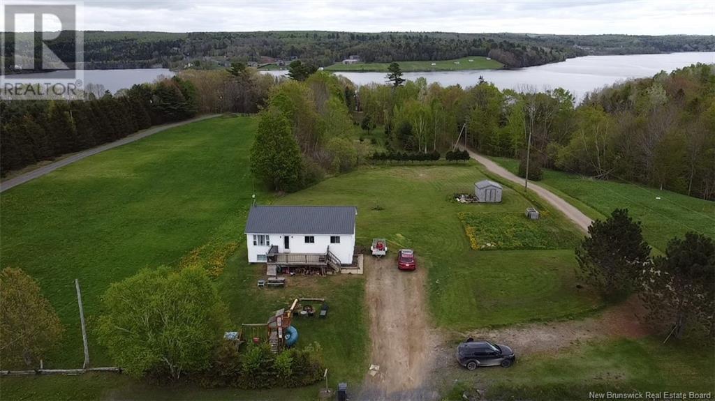 1707 105 Route, Mactaquac, New Brunswick  E6L 1C4 - Photo 2 - NB119024