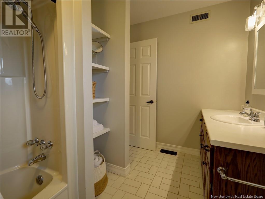 50 Talisman Crescent, Fredericton, New Brunswick  E3C 1L9 - Photo 28 - NB118952