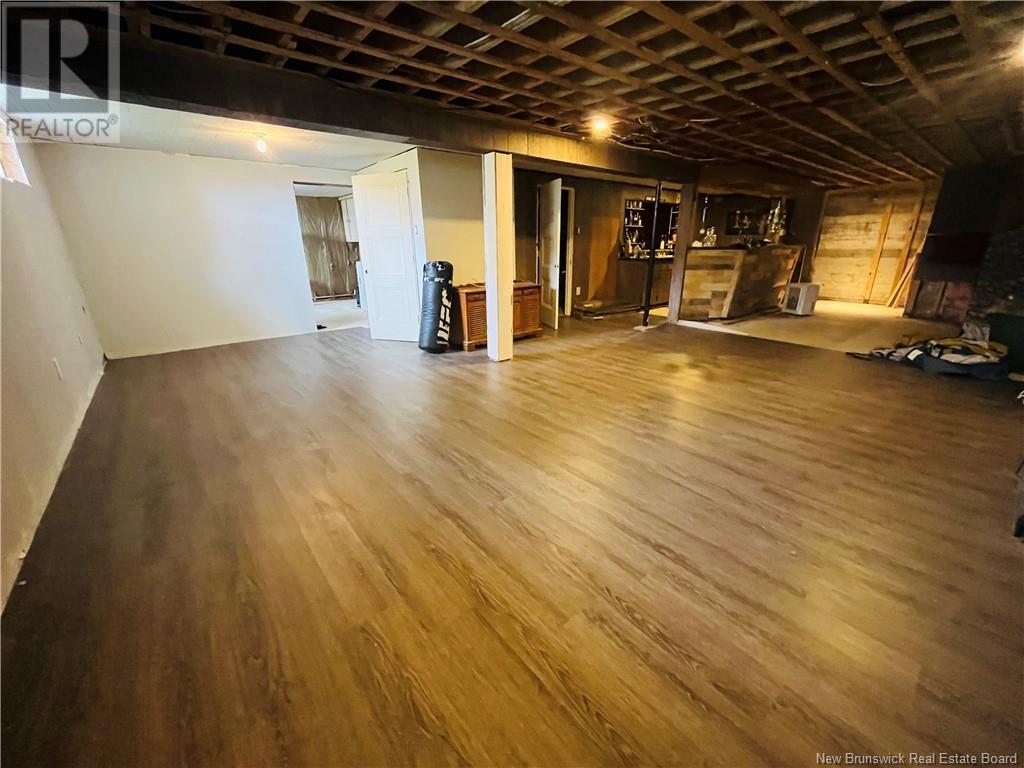 209 Kingsway Avenue, Miramichi, New Brunswick  E1V 3B9 - Photo 22 - NB119152