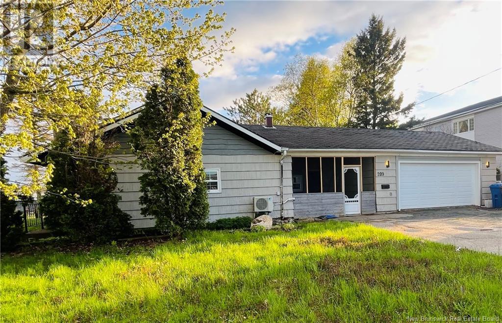 209 Kingsway Avenue, Miramichi, New Brunswick  E1V 3B9 - Photo 24 - NB119152