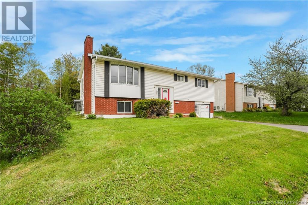 410 Maple Street, Fredericton, New Brunswick  E3A 3R4 - Photo 3 - NB119121