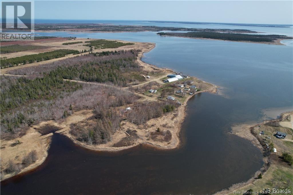 1.75 Hect Rue Acadie, Bas-Caraquet, New Brunswick  E1W 5T9 - Photo 1 - NB119127