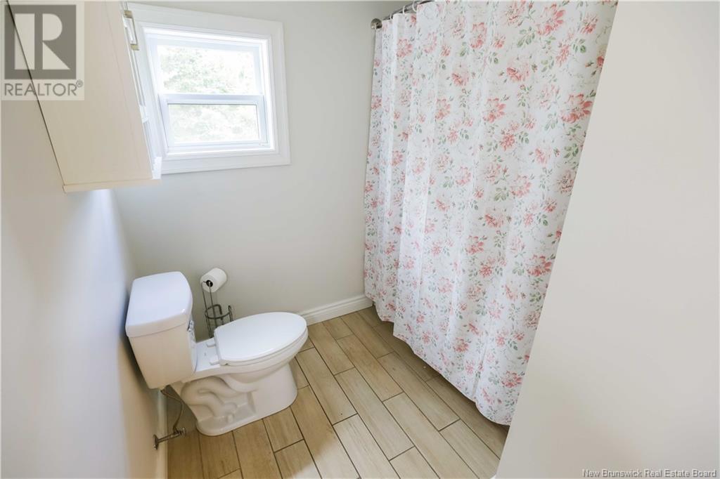 69 Donlyn Drive, Rothesay, New Brunswick  E2E 4X7 - Photo 37 - NB118800