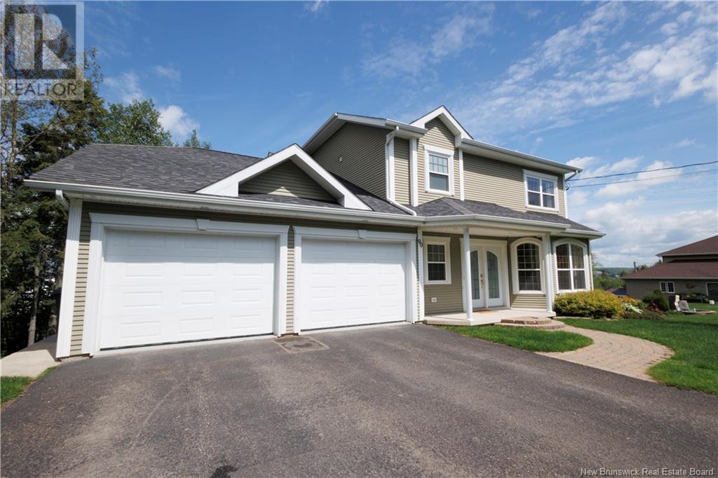 90 Nowlan Street, Grand-Sault/Grand Falls, New Brunswick
