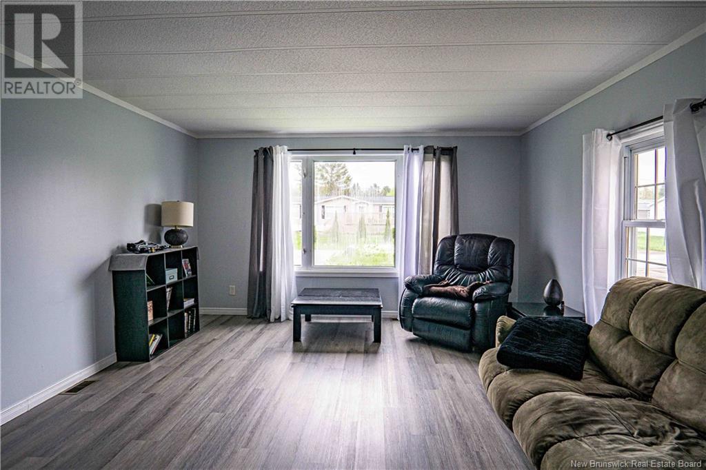 61 Tamarack Drive, Lincoln, New Brunswick  E3B 6W1 - Photo 4 - NB119143