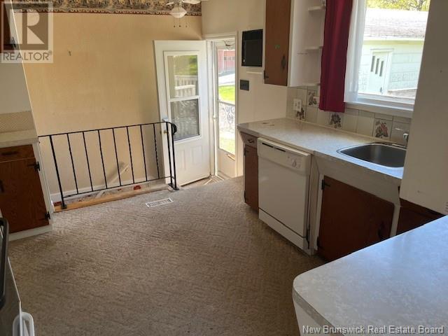 416 Montgomery Street, Fredericton, New Brunswick  E3B 2X5 - Photo 12 - NB118481