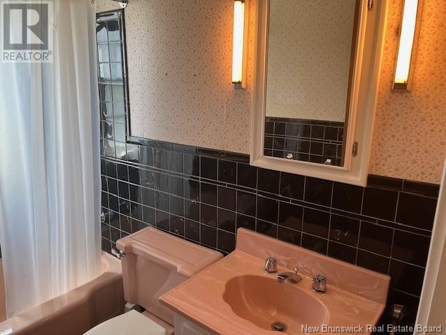 416 Montgomery Street, Fredericton, New Brunswick  E3B 2X5 - Photo 23 - NB118481