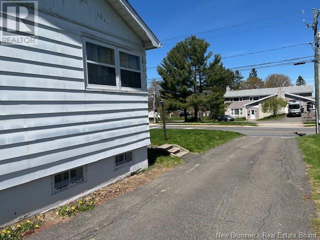 416 Montgomery Street, Fredericton, New Brunswick  E3B 2X5 - Photo 33 - NB118481