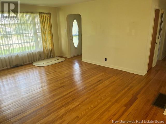 416 Montgomery Street, Fredericton, New Brunswick  E3B 2X5 - Photo 5 - NB118481