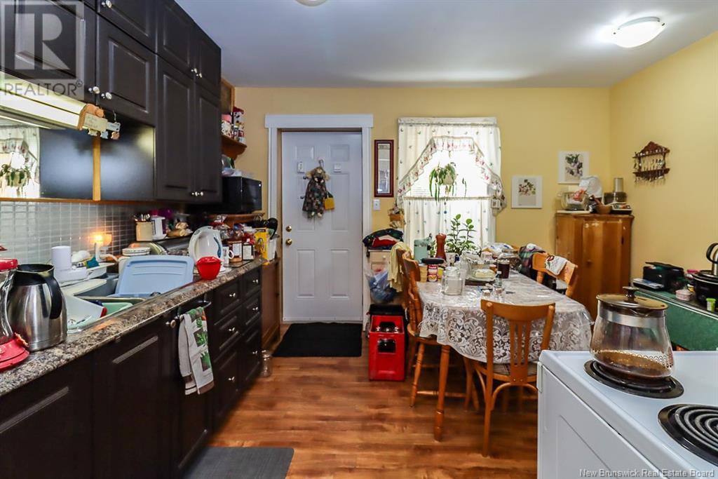 80-82 Peter Street, Sussex, New Brunswick  E4E 2J6 - Photo 12 - NB119219