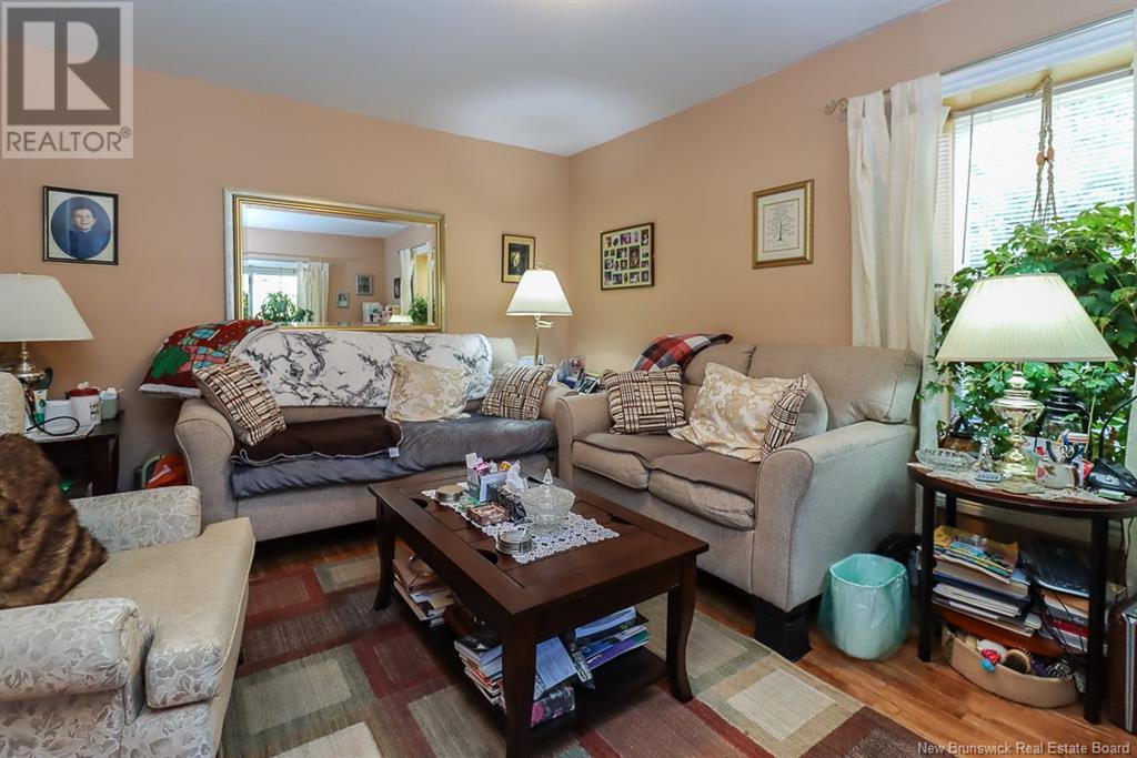 80-82 Peter Street, Sussex, New Brunswick  E4E 2J6 - Photo 9 - NB119219