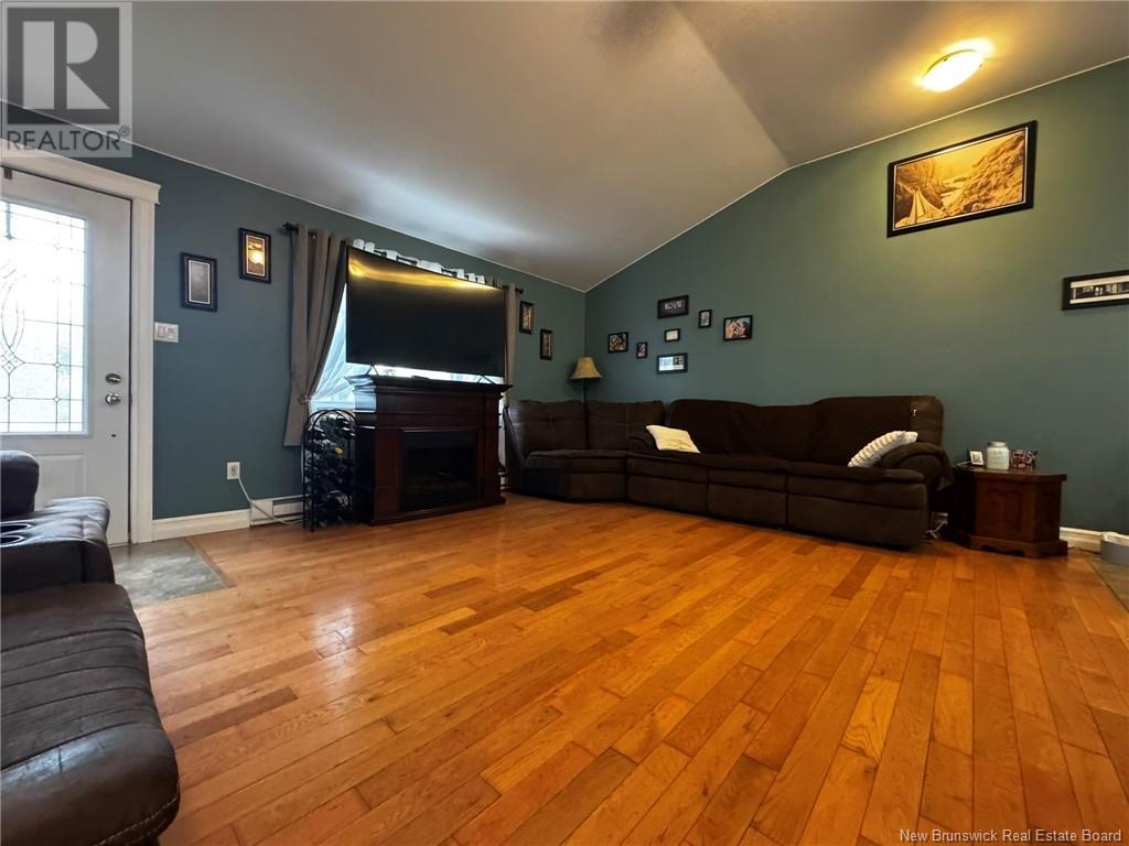 168 Mccosh Crescent, Miramichi, New Brunswick  E1V 5W8 - Photo 10 - NB119221