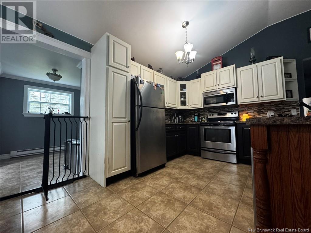 168 Mccosh Crescent, Miramichi, New Brunswick  E1V 5W8 - Photo 4 - NB119221