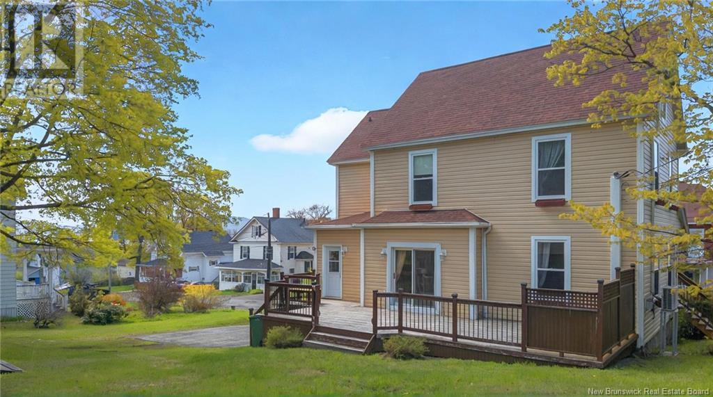 25 Central Street, Campbellton, New Brunswick  E3N 2A3 - Photo 4 - NB119216