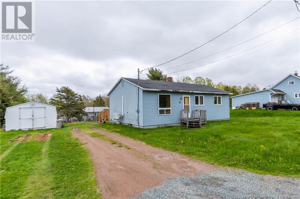 21 Kirk Street, Sackville, New Brunswick  E4L 3E3 - Photo 1 - NB119157