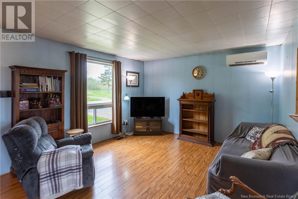 21 Kirk Street, Sackville, New Brunswick  E4L 3E3 - Photo 6 - NB119157