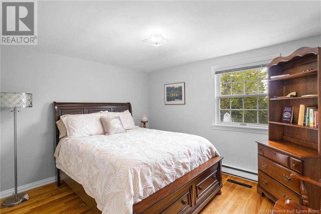 261 Edinburgh Street, Fredericton, New Brunswick  E3B 2E1 - Photo 30 - NB119105