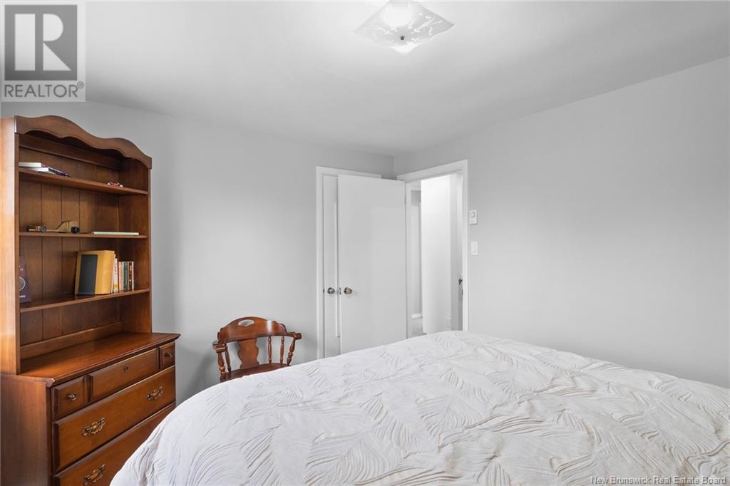 261 Edinburgh Street, Fredericton, New Brunswick  E3B 2E1 - Photo 31 - NB119105
