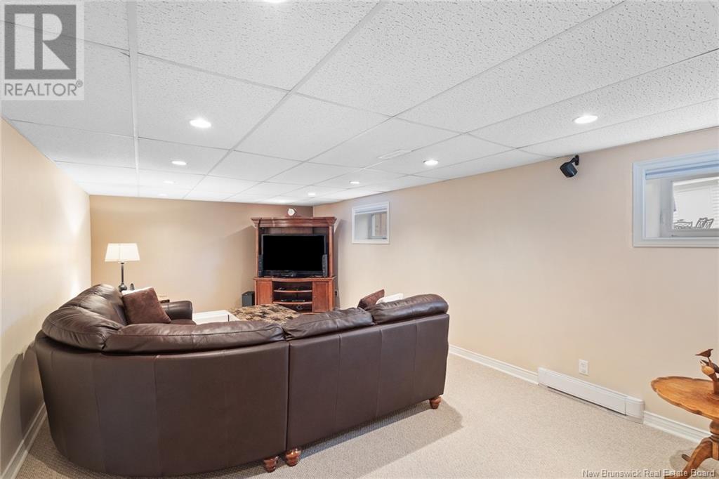 261 Edinburgh Street, Fredericton, New Brunswick  E3B 2E1 - Photo 37 - NB119105