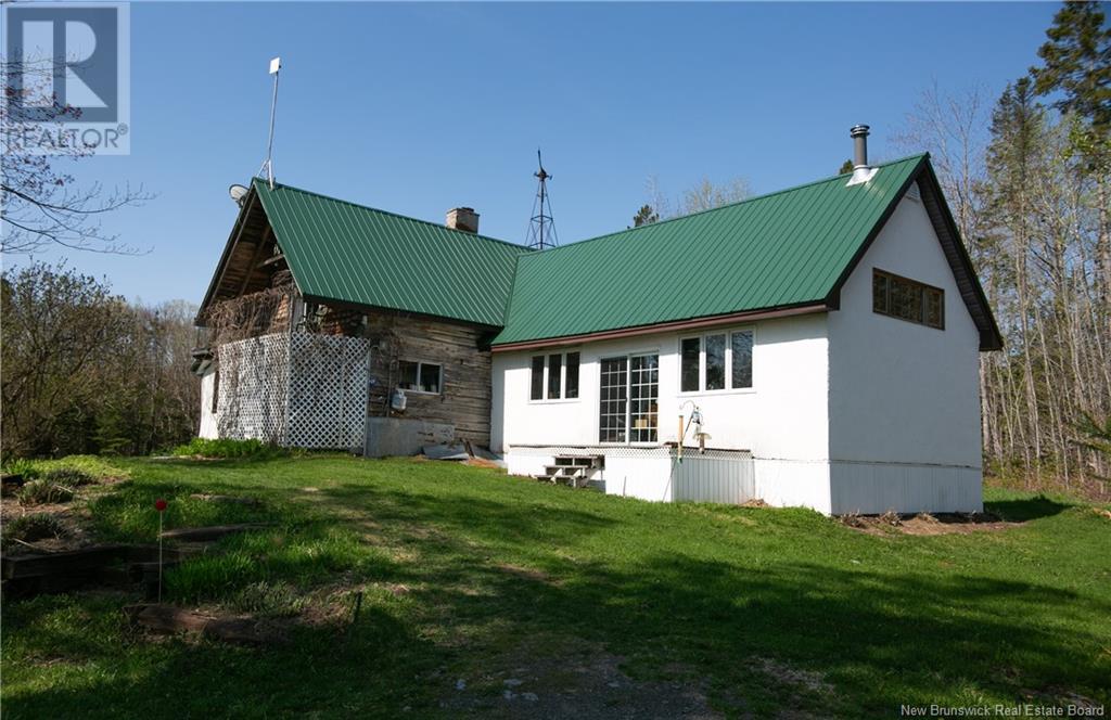 195 Centreville Road, Cross Creek, New Brunswick  E6B 2H5 - Photo 2 - NB119026