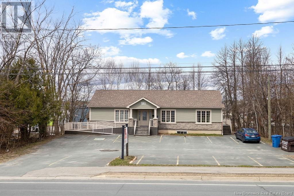 181 Wellington Street, Chatham, New Brunswick  E1N 1M2 - Photo 1 - NB118531