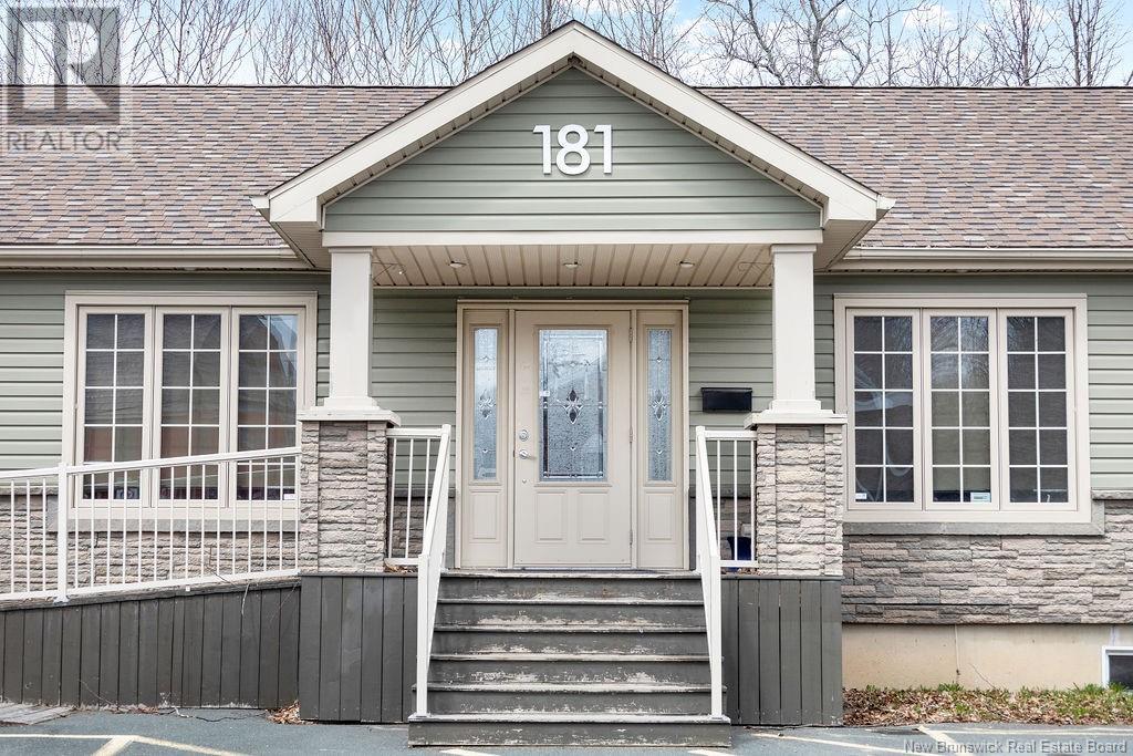 181 Wellington Street, Chatham, New Brunswick  E1N 1M2 - Photo 4 - NB118531