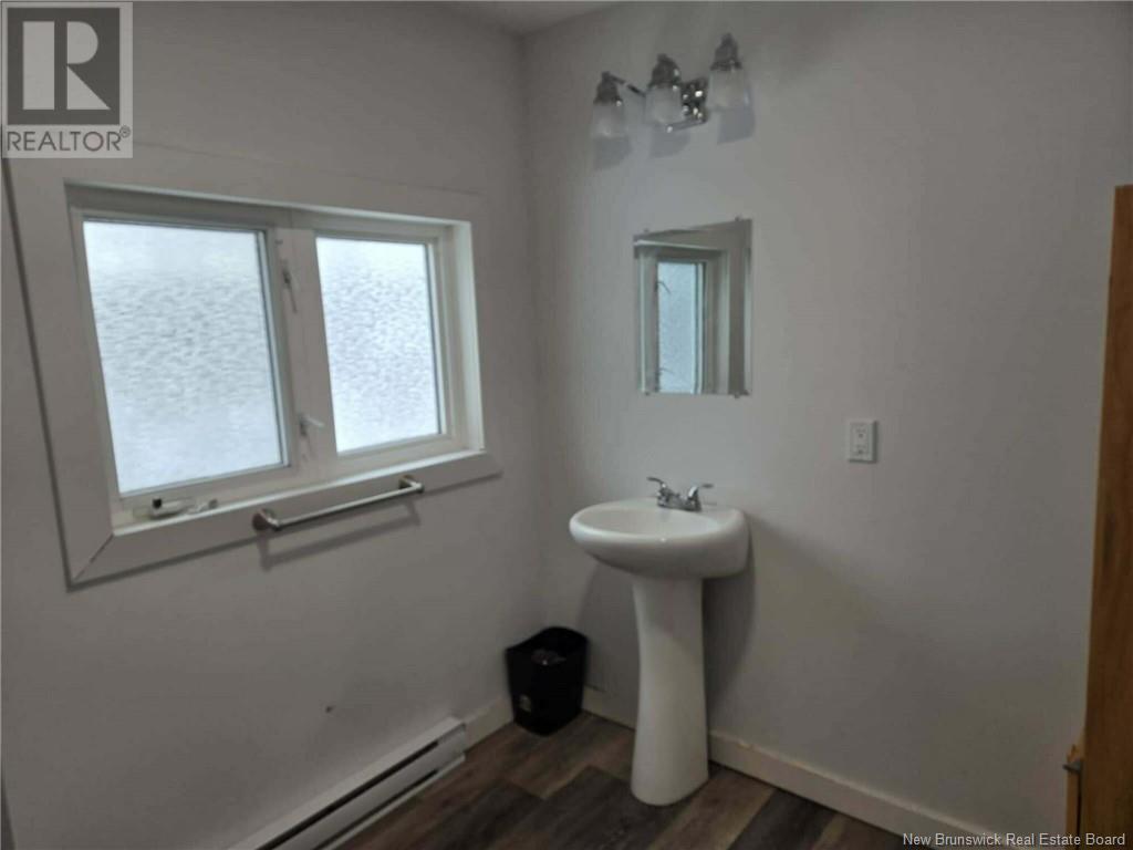 8 Kirk Street, Sackville, New Brunswick  E4L 3E6 - Photo 11 - NB119249