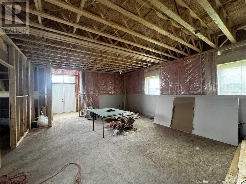 2843 King George Hwy, Miramichi, New Brunswick  E1V 7A6 - Photo 5 - NB119353