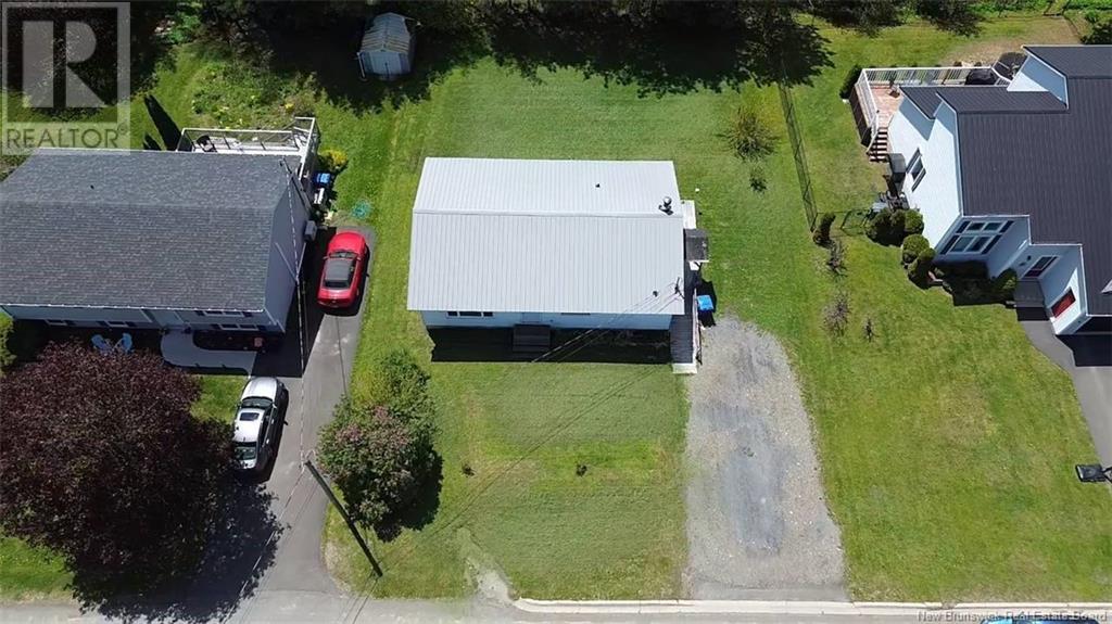 133 Eastwood Drive, Woodstock, New Brunswick  E7M 1P7 - Photo 2 - NB119300